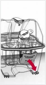 Unlatching dirty water tank