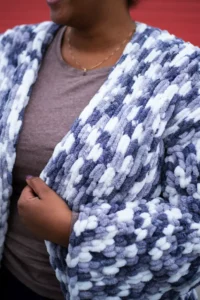 LION BRAND Off The Hook Boardwalk Cozy Cardi L90109 Manual Image